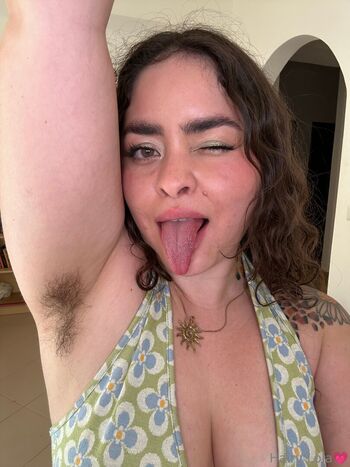 littlehairylola