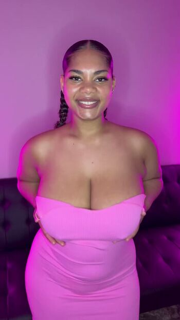 Liveloveadaya