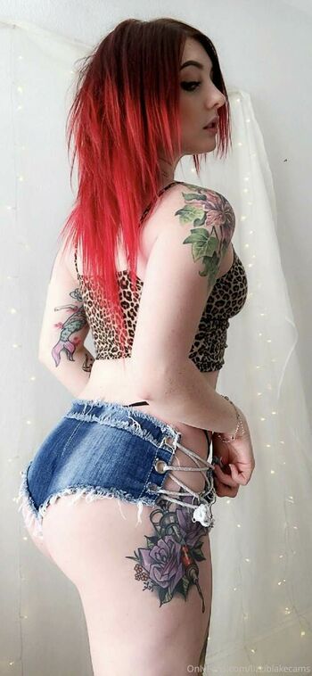 Lizzi Blake