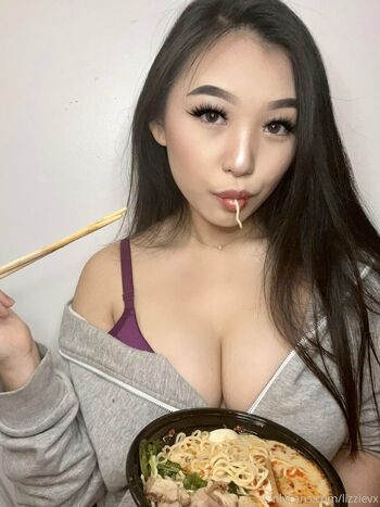 lizzievx