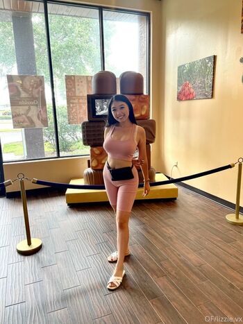 lizzievx