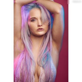 _lizzmarey_