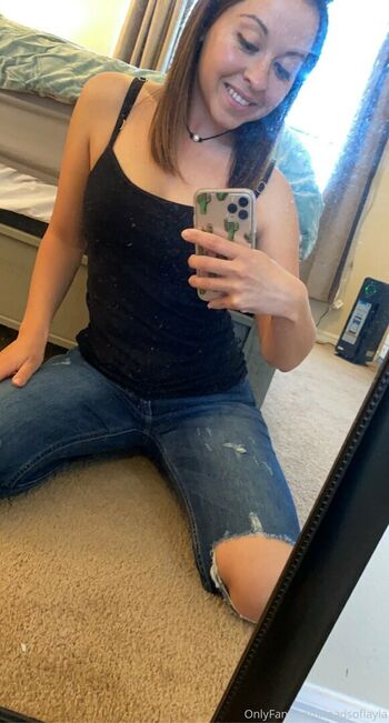 loadsoflayla