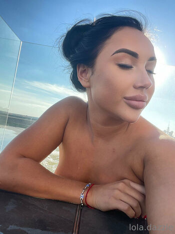 lola_dazzle_vip