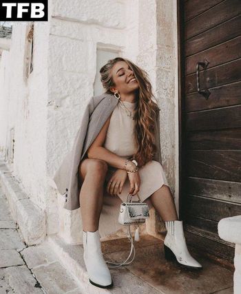 Lola Weippert