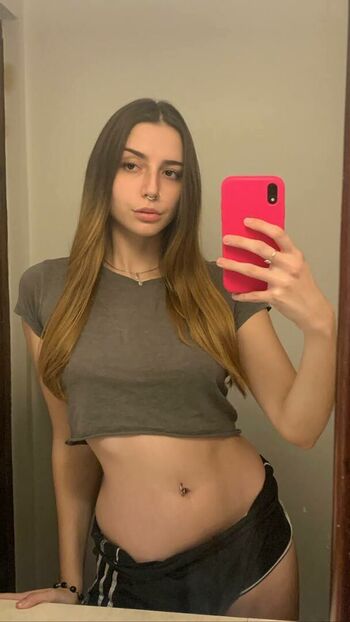 Lolalala23