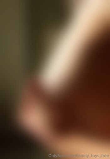 lonely_toys_free