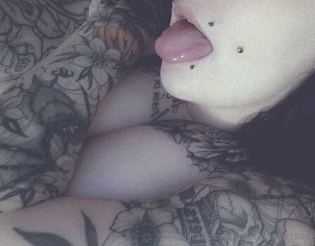 lonelystoner1999