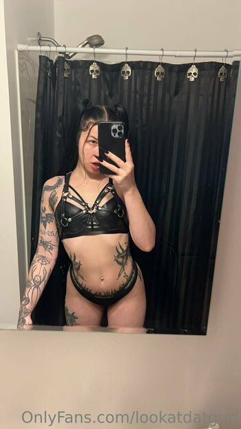 lookatdatgurl
