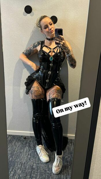 Loonakia / Lewdnakia