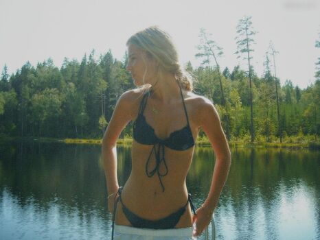 Lotta Emilie Stichler