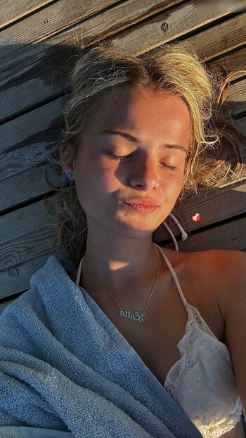 Lotta Emilie Stichler