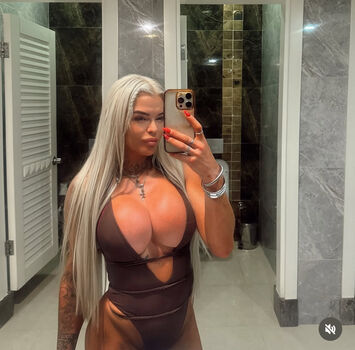 LouiseHump