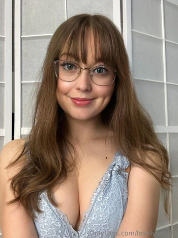LovelyLeticiia