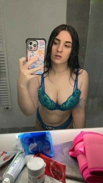 Lucia Keskin