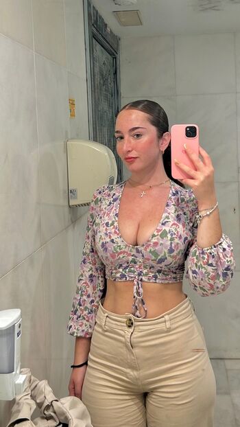 Lucia Perez