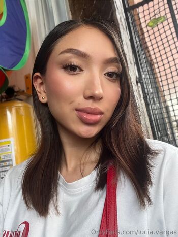 lucia.vargas