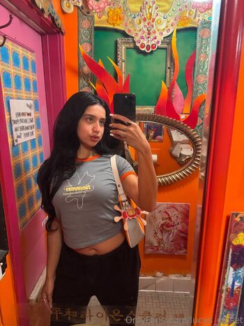 lucys_closet