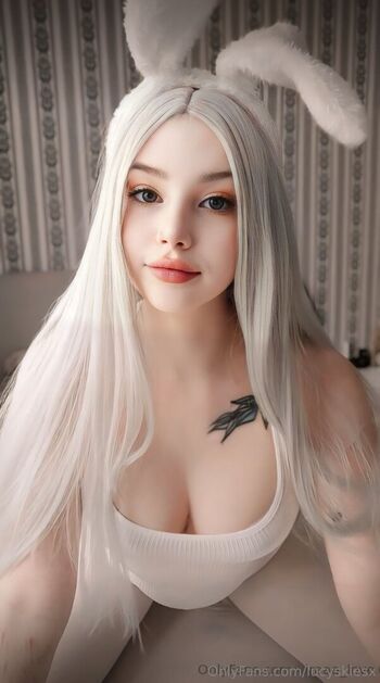 lucyskiesx