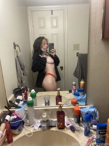 lucyskyes