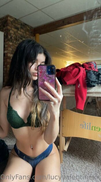 Lucyvalentinexxx
