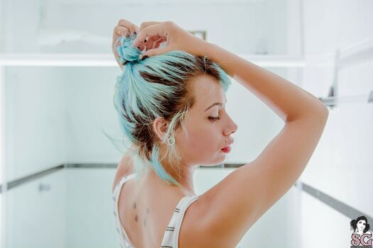 Luie Suicide