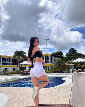 Luisa Valencia