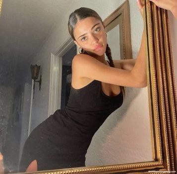Luna Blaise