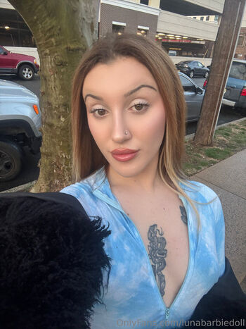 lunabarbiedoll
