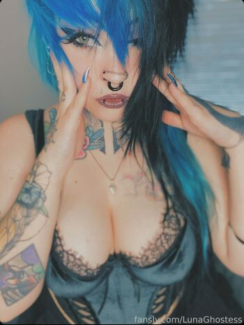 Lunaghostess
