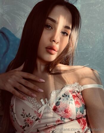 lush_luna69