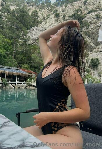 lusi_angel