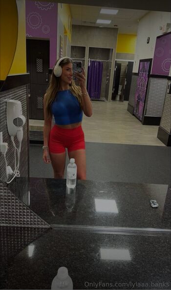 lylaaa.banks