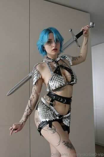 Lyra Crow