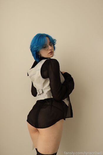 Lyra Crow