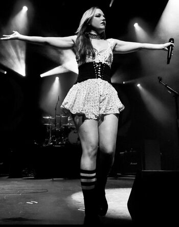 Lzzy Hale