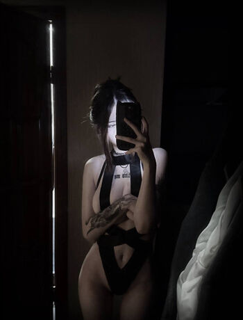 M.uselessbeauty