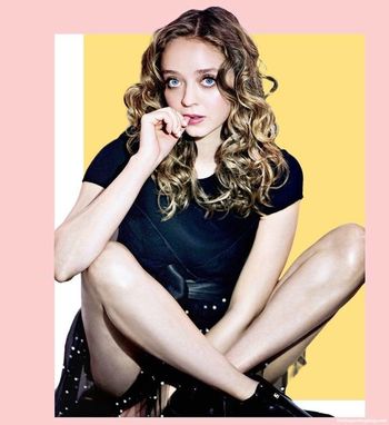 Madeleine Arthur