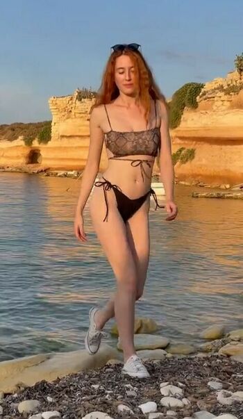 Madeleine Baldachino