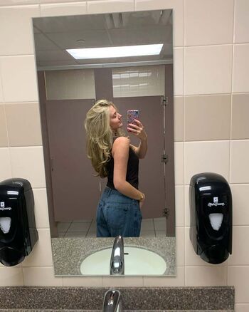Madelynn Hanvey
