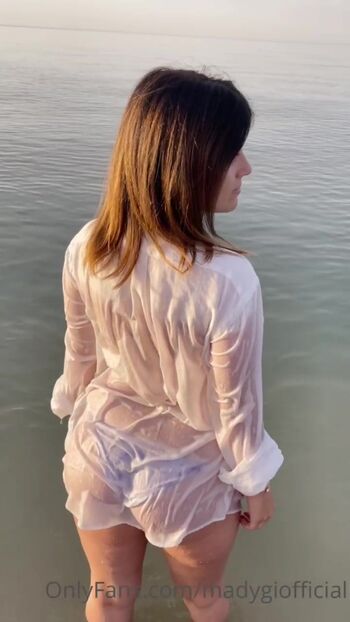 Mady_gyo
