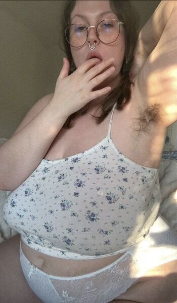 Majikmilk | Busty BBW