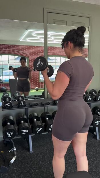 Maleni Cruz