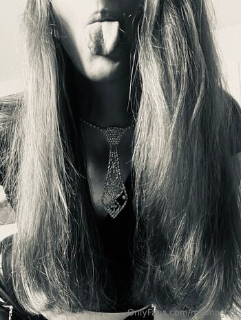 malina_hot
