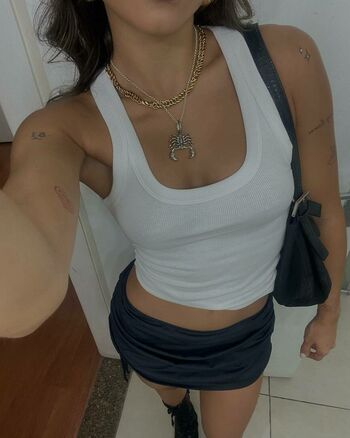 Malu Camargo