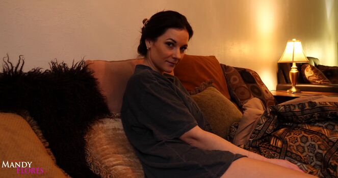 Mandy Flores
