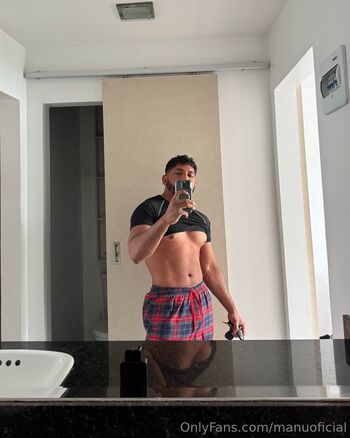 manuoficial