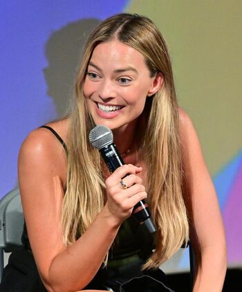 Margot Robbie