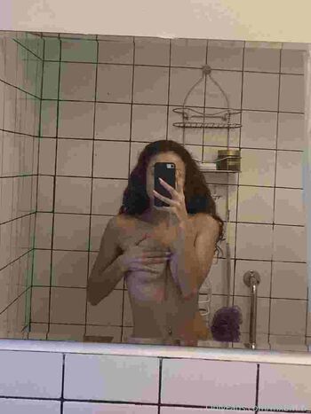 Maria Mxbmm_