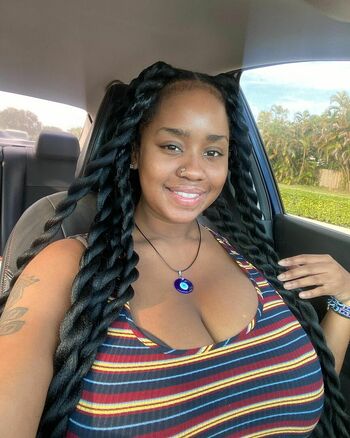 Mariyah Bleu